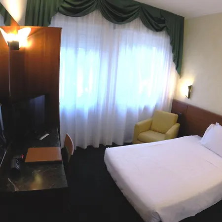 Western Turismo Hotel 4*