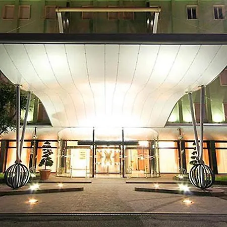 Western Turismo